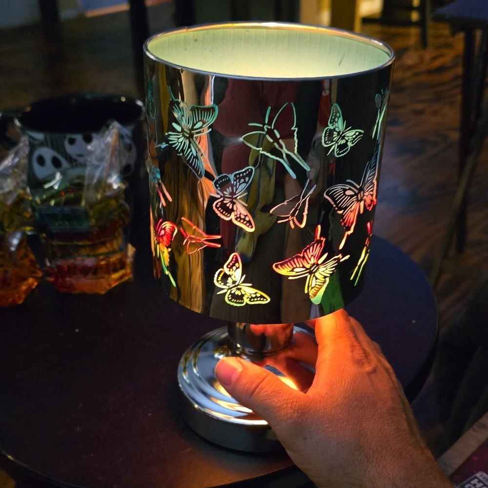 Touch Control Butterfly Accent Lampโ Chrome Color Changing Multicolor TE-223